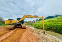 Saae/Sorocaba realiza limpeza e manutenção preventiva de córrego no Jardim Itapemirim e Marli