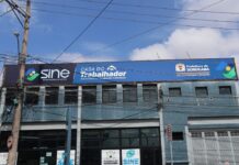 Casa do Trabalhador estará fechada na terça-feira (24) e vagas estarão disponíveis no Mutirão de Empregos e nas Casas do Cidadão