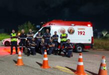Condutores de Veículos de Emergência participam de simulação realística em horário noturno