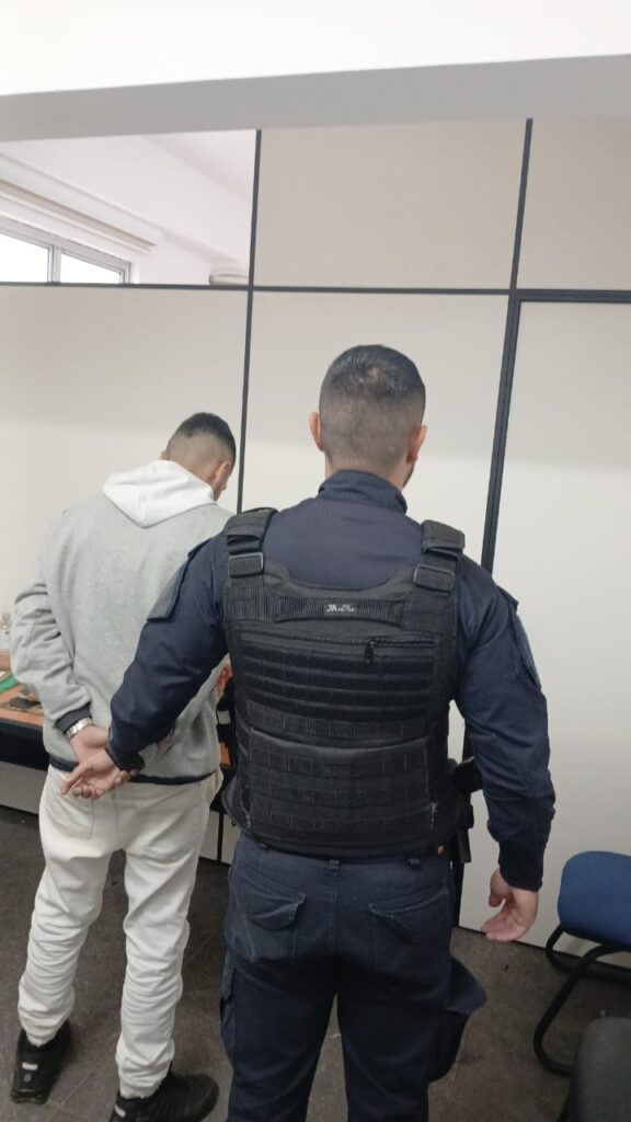 GCM prende homem por descumprimento de medida protetiva no Vitória Régia
