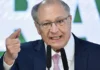 Quem tem que portar arma é a polícia, que é profissional, diz Geraldo Alckmin