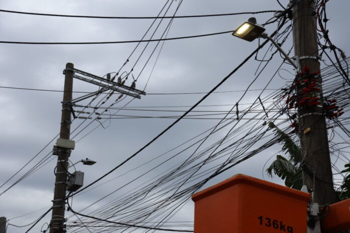 Prefeitura instala iluminação pública de LED nas comunidades Vila União e Jardim Santa Luíza