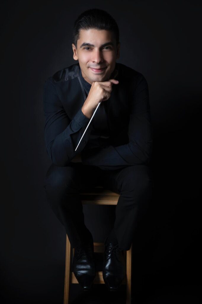 Maestro Eduardo Pereira lança dois livros sobre a história da Orquestra Sinfônica de Sorocaba e os desafios da gestão musical