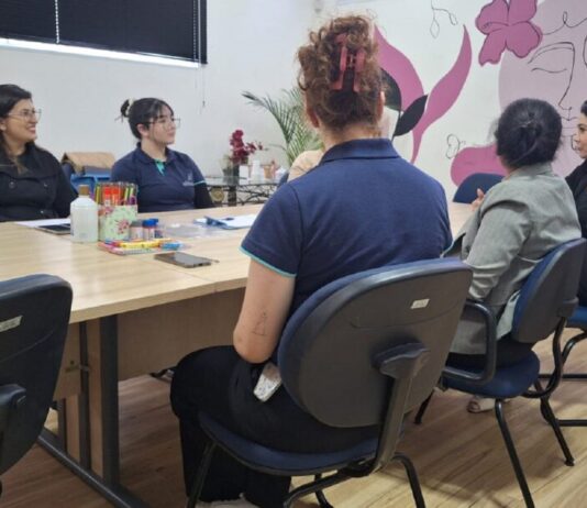 Secretaria da Mulher realiza encontro de junho do Projeto Pérolas