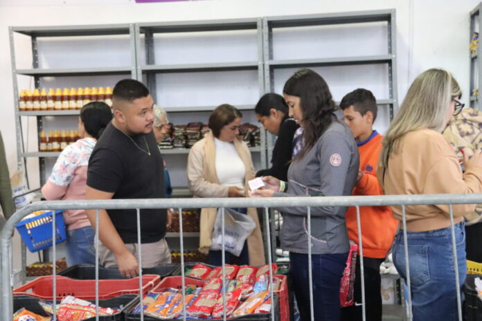 Secretaria da Mulher realiza a edição de junho do “Mercado Solidário”