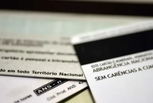 ANS defende que plano cubra mamografia digital sem restrição de idade