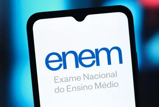 Enem 2025 tem dez redações nota mil, menor marca da história da prova