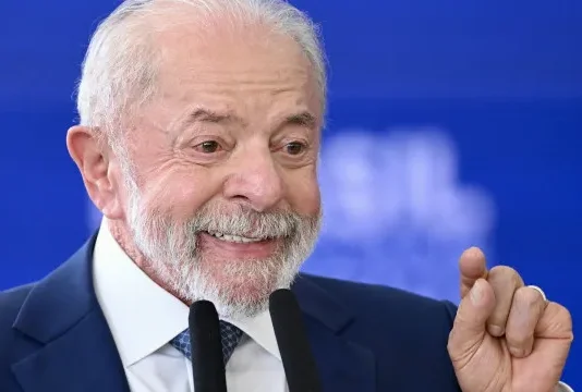 Lula cria plataforma para coibir roubos de celulares e vendas ilegais