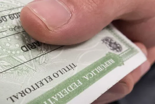 Com eleitorado mais velho, Brasil terá 158,7 milhões aptos a votar em 2026, diz TSE