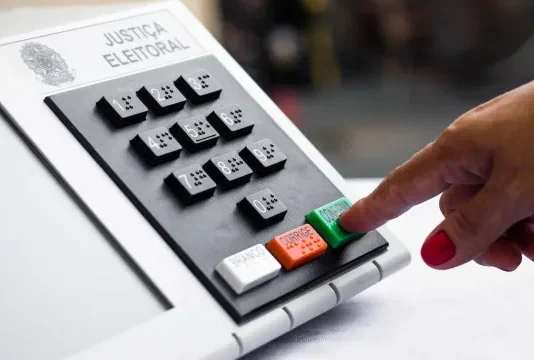 Solicitação do voto em trânsito pode ser feita até 20 de agosto