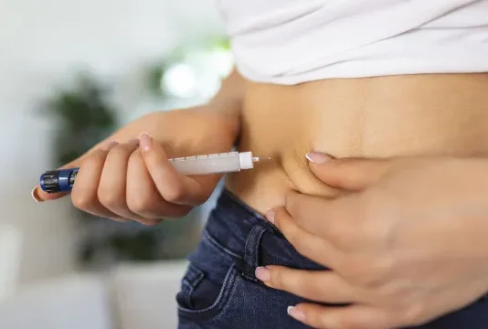 Anvisa aprova 5 novas canetas para tratamento da obesidade; veja quais