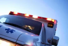 Homem embriagado perde controle de carro, invade restaurante e fere duas pessoas em Diadema, diz polícia