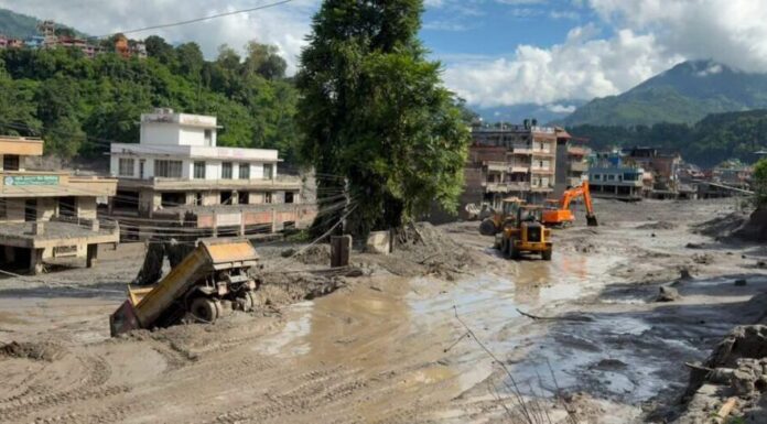 Enchentes no Nepal e Tibete mostram que recuperação de desastres anteriores é crucial