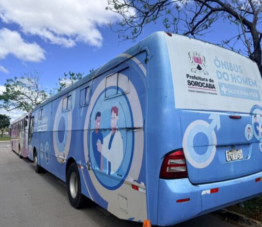 Confira a agenda de outubro dos Ônibus Azul e Rosa da Saúde