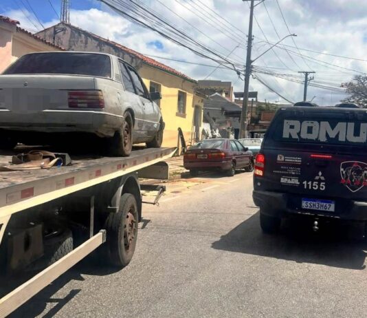Veículo furtado é localizado pela GCM durante patrulhamento preventivo no bairro Barcelona