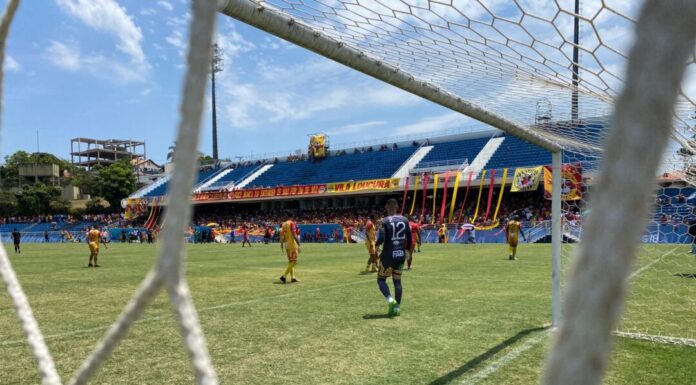 Semifinalistas da Taça Palácio dos Tropeiros 2026 se enfrentam no CIC neste domingo (11)