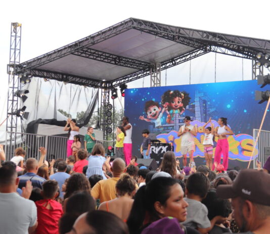Festa do Dia das Crianças reúne cerca de 13 mil pessoas no Paço Municipal